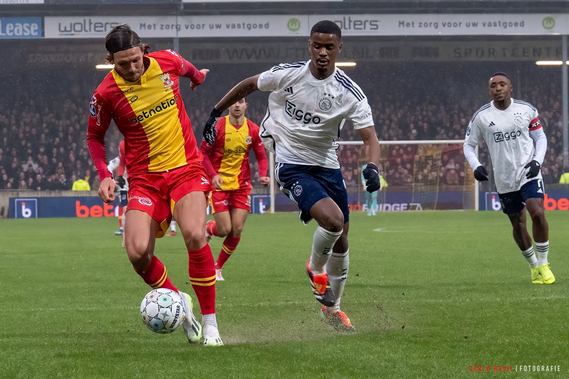 chelsea ajax jorrel hato transfer update