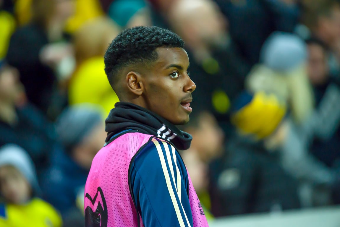 Liverpool push for Alexander Isak after Diaz deal